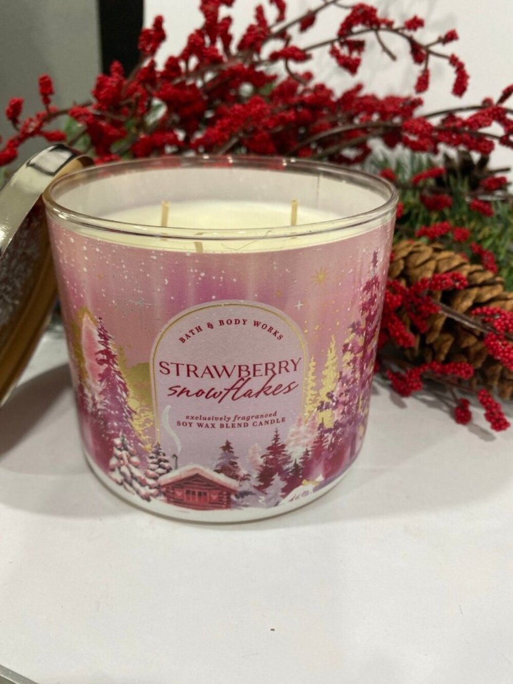 “Strawberry Snowflakes” New Bath & Body Works 3 Wick Candle